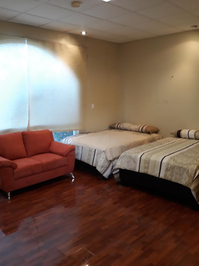Casa Moderna Fundidora 호텔 San Nicolás de los Garzas 외부 사진